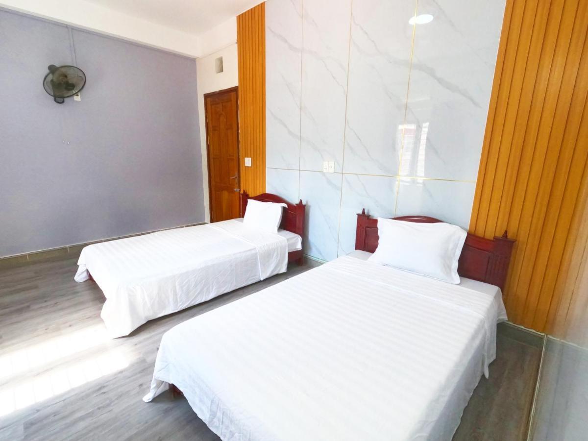 Hoang Anh Hostel Meo Vac Exterior photo