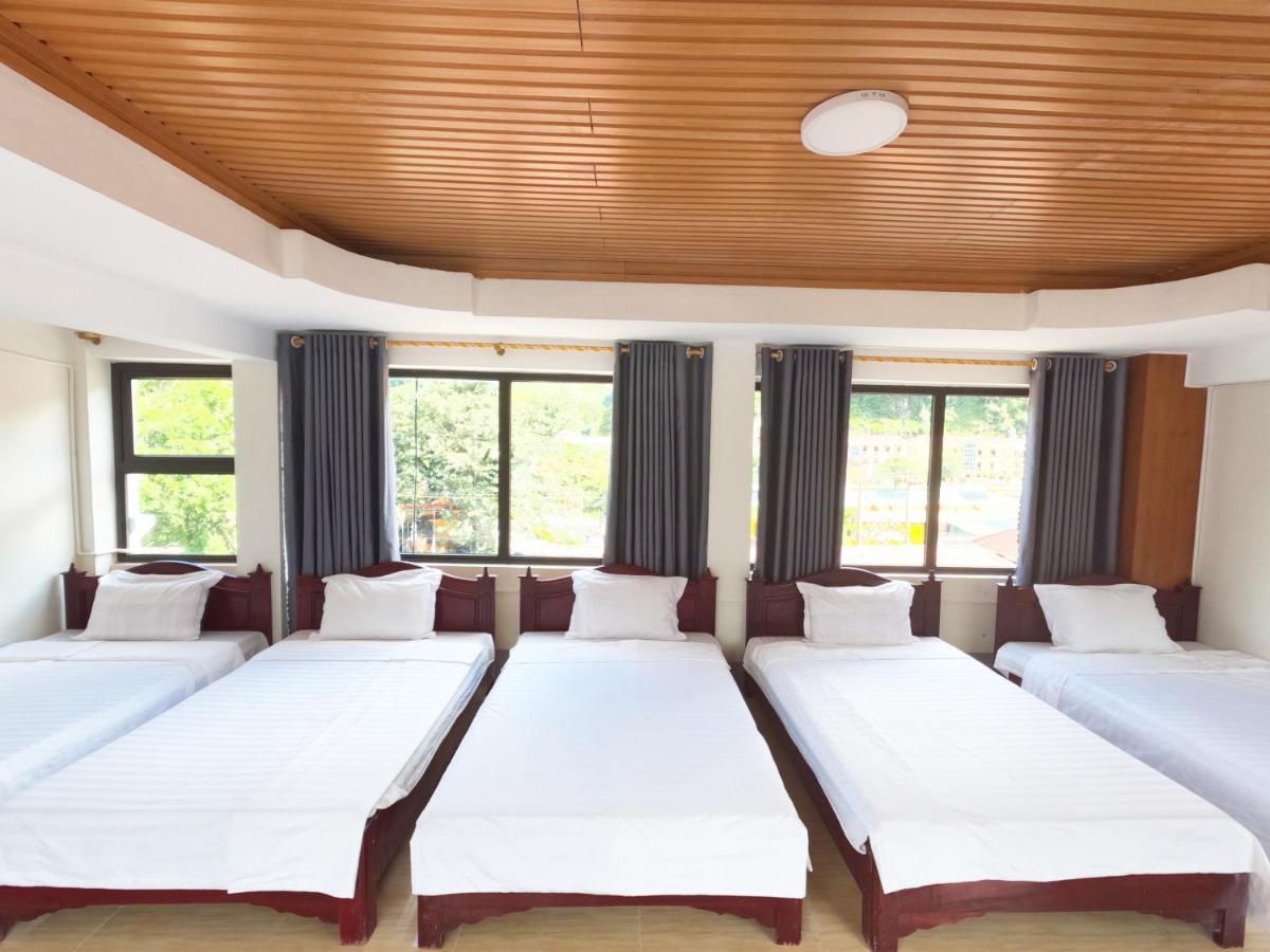 Hoang Anh Hostel Meo Vac Exterior photo