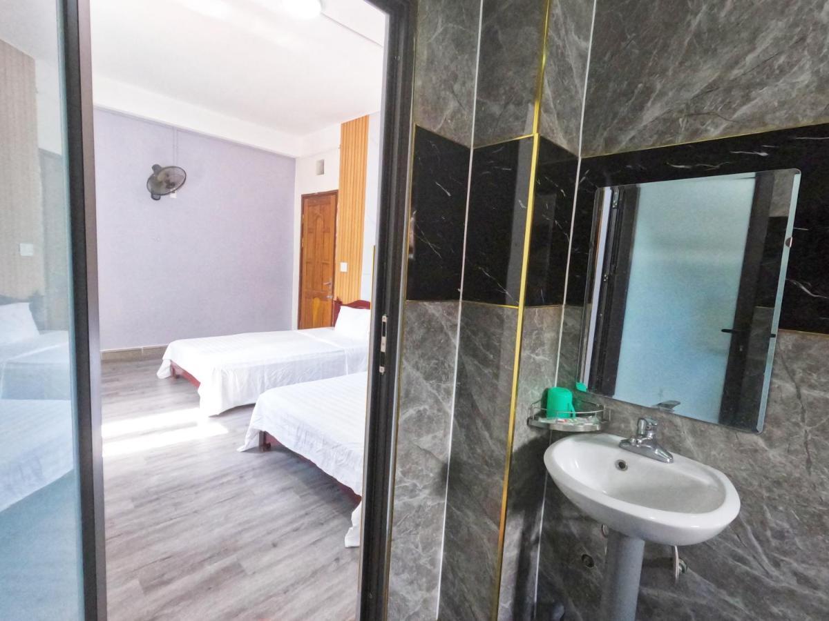 Hoang Anh Hostel Meo Vac Exterior photo