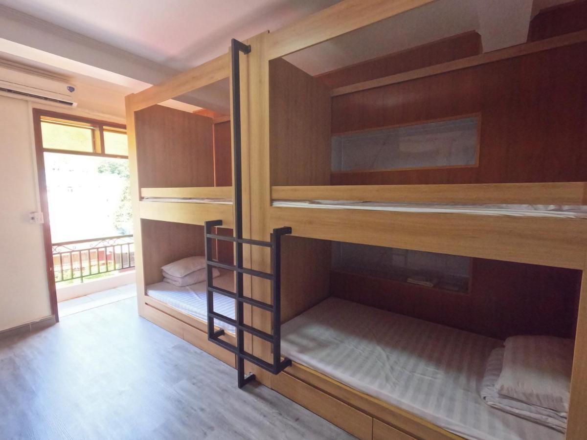Hoang Anh Hostel Meo Vac Exterior photo